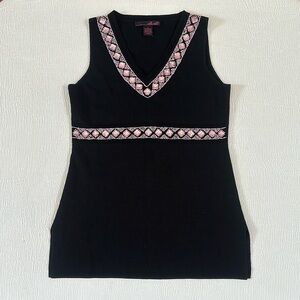 🩷Black Sleeveless Tank with Pink Rhinestone Embellishments stretch knit Layer🩷